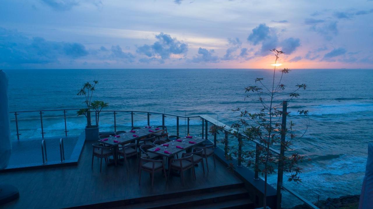 Maradha Colombo Hotel Exterior photo